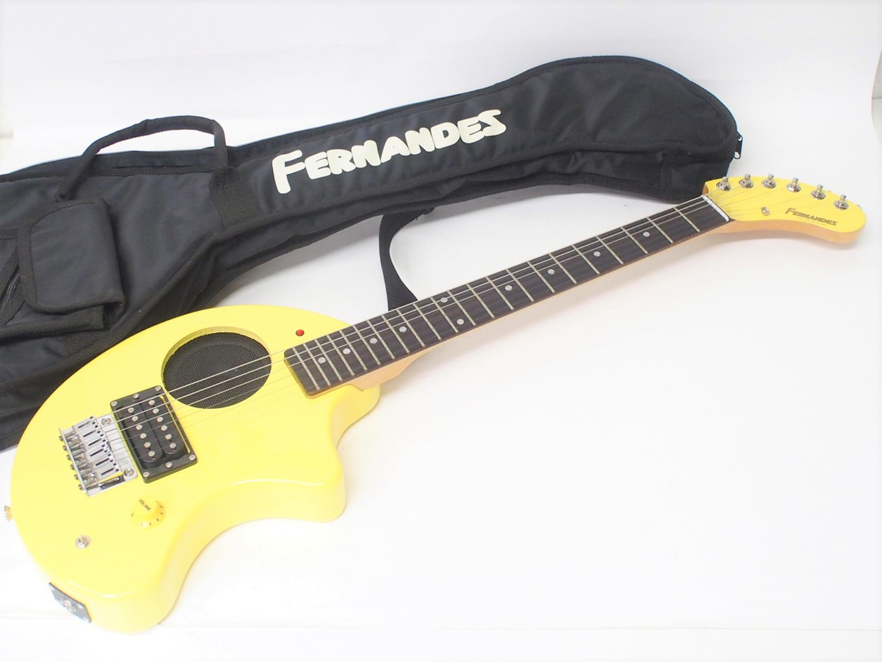 FERNANDES/フェルナンデス ZO-3 アンプ内蔵/エレキギター ゾーサン ソフトケース付き  買取りさせて頂きました。リサイクルマート京都松井山手店｜買取実績｜京都伏見、京都八幡市松井山手のリサイクルショップ  リサイクルマート京都伏見店・京都八幡市松井山手店